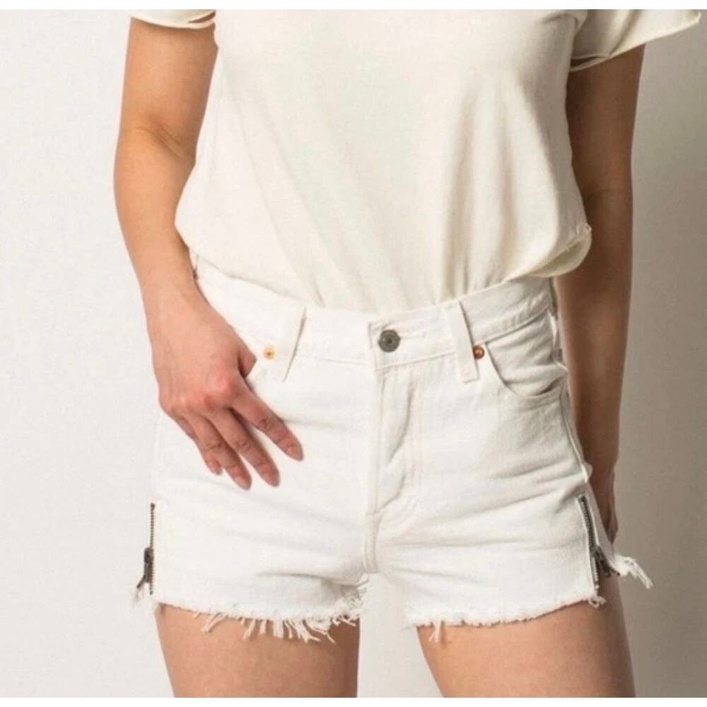 Levi's 501 Altered White Denim Side Zipper Shorts Size 29 cutoff NWT